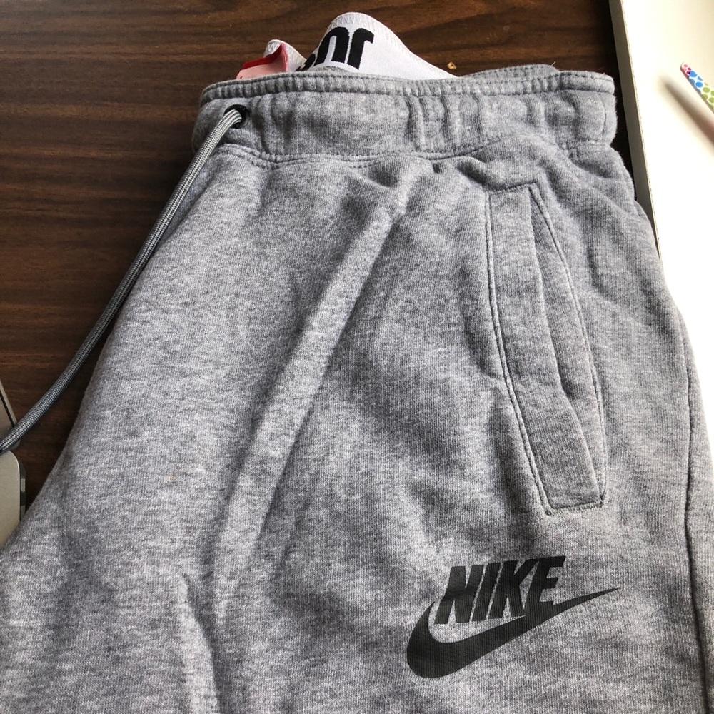 Nike Medium Sweat Pants